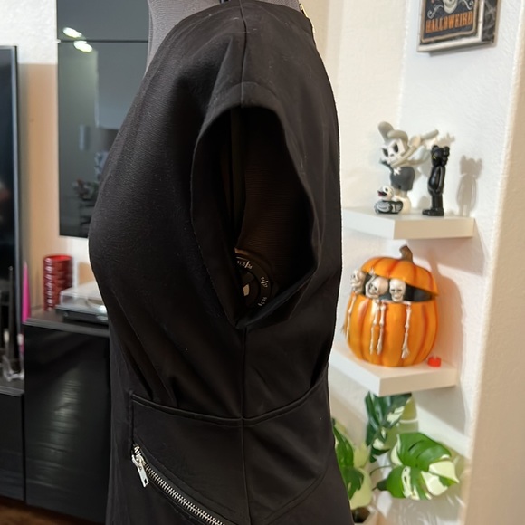 Corey P Dress - Picture 4 of 7